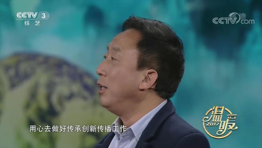 消失的金项链为何凭空出现,澳门三肖三码精准100%管家婆,权威独家讨论与热门话题_模拟版V3.56